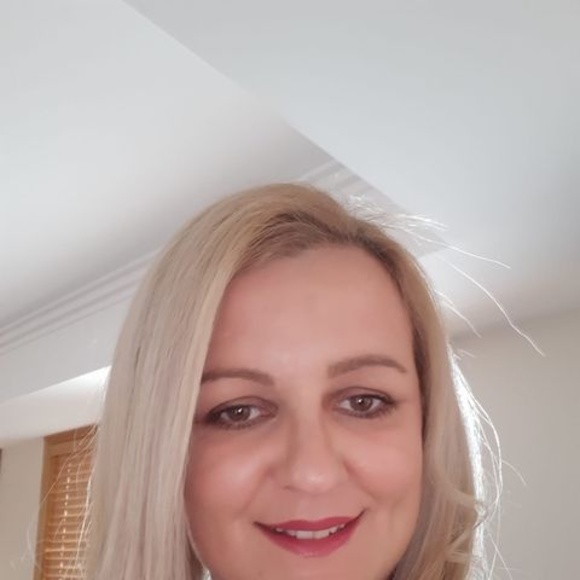 Meet your Posher, Valentina - Picture 1 of 1